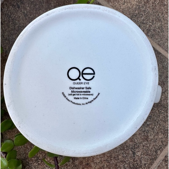 Queer Eye “Love Is Love” Mug. EUC/Like New - Picture 5 of 7